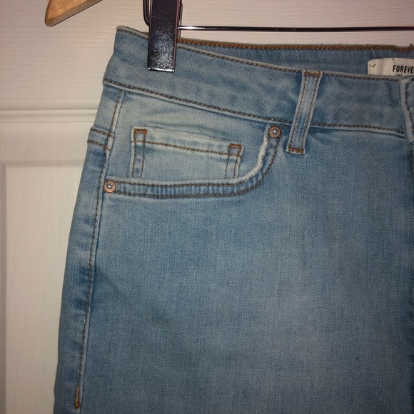 Forever 21 high-rise ripped skinny jeans - Picture 5 of 7